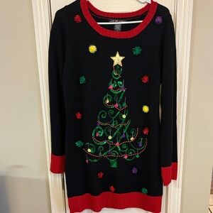 United States Sweaters Festive Black and Red Holiday Sweater
